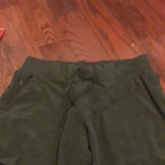 Green stretchy cargo pants - Picture 3 of 3